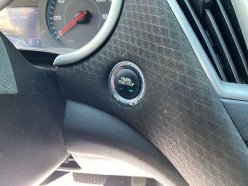 Used 2023 Chevrolet Malibu LS FWD image 32