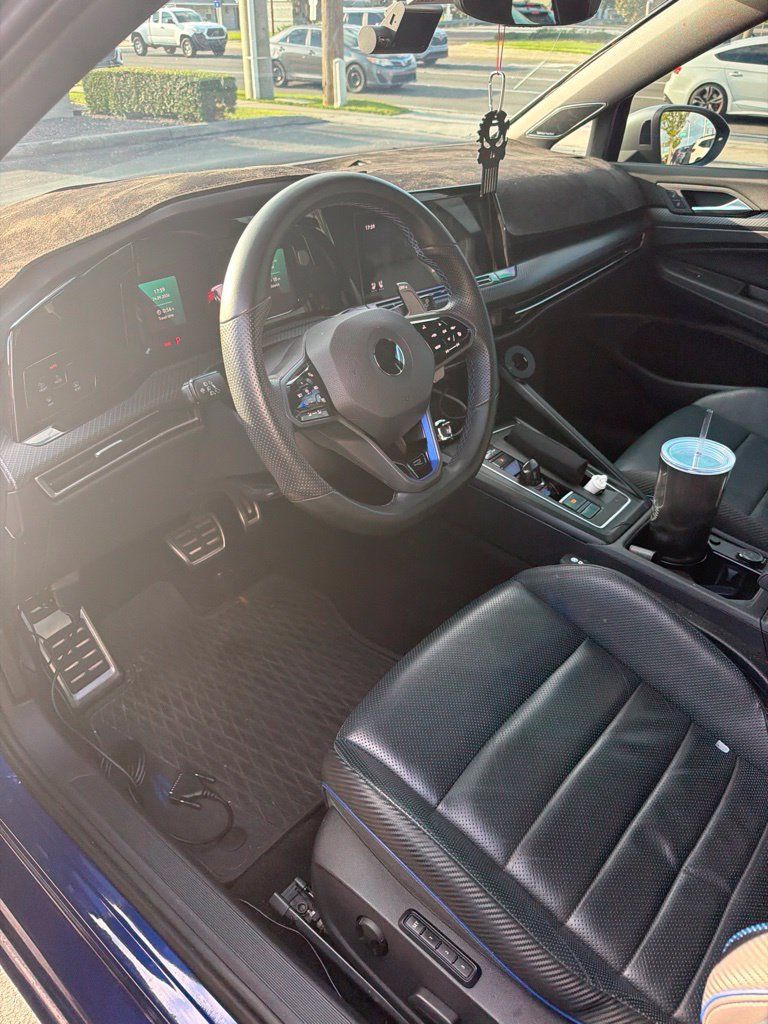 Used 2023 Volkswagen Golf R AWD/4WD image 3