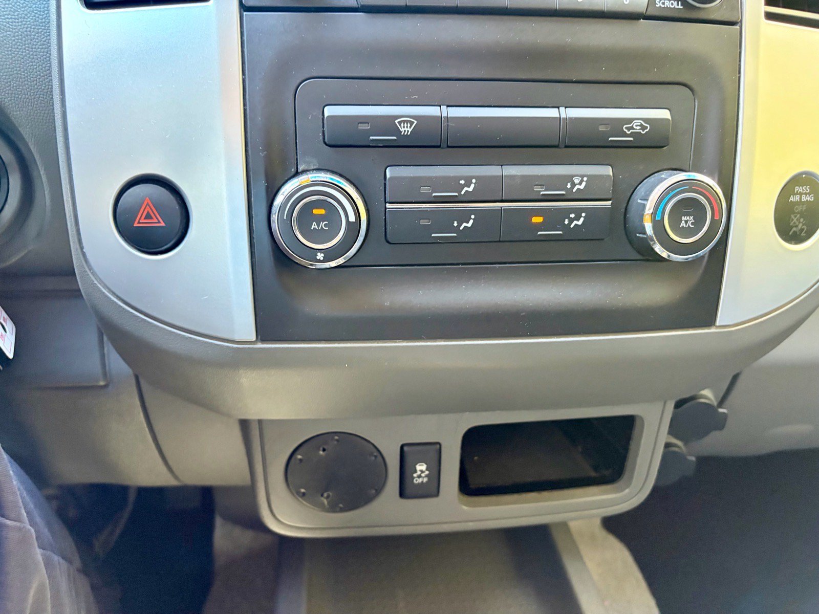 Used 2016 Nissan Frontier Desert Runner RWD image 24