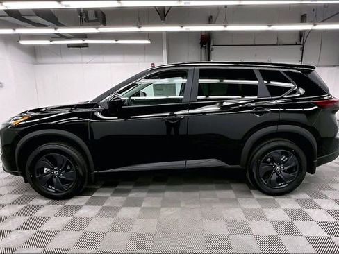 New 2026 Nissan Rogue SV FWD image 18