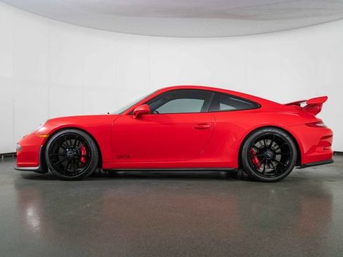 Used 2015 Porsche 911 GT3 RWD image 5
