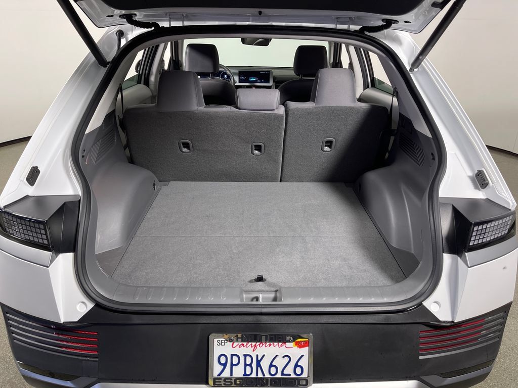 Certified 2024 Hyundai Ioniq 5 SEL RWD image 11