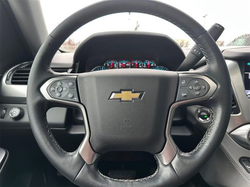 Used 2019 Chevrolet Tahoe LT image 25