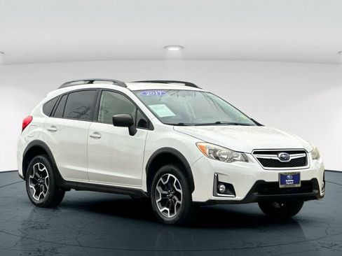 Used 2017 Subaru Crosstrek 2.0i image 8