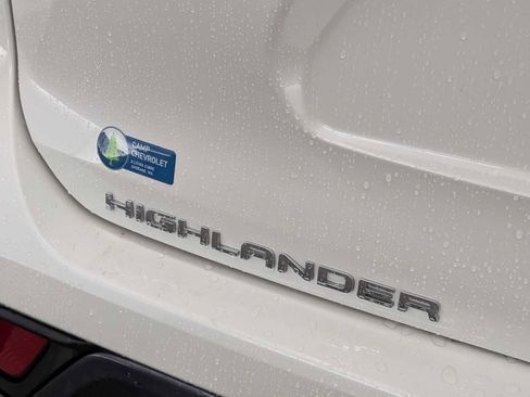 Used 2021 Toyota Highlander Limited image 12