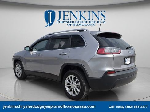 Certified 2019 Jeep Cherokee Latitude w/ Popular Appearance Group FWD image 8