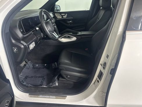 Certified 2022 Mercedes-Benz GLE 350 w/ Premium Package image 9