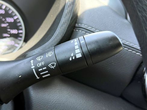 Used 2023 Nissan Sentra SV FWD image 22