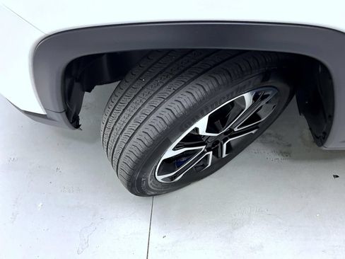 Used 2023 Jeep Compass Limited AWD/4WD image 23