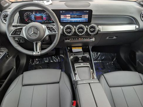 New 2026 Mercedes-Benz GLB 250 4MATIC image 27