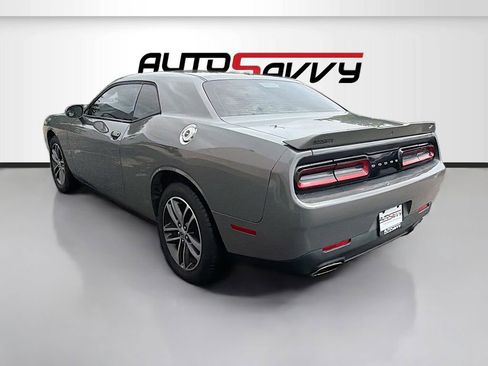 Used 2019 Dodge Challenger SXT AWD/4WD image 4