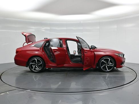 Used 2021 Honda Accord Sport Special Edition image 4