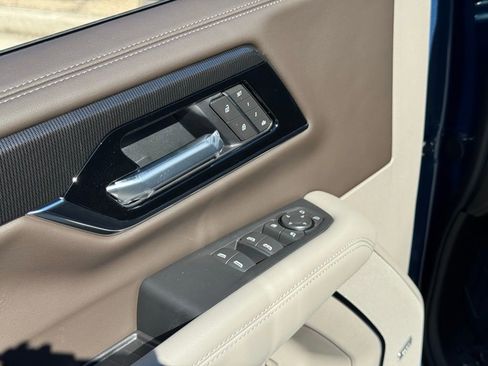 New 2026 GMC Yukon Elevation image 19