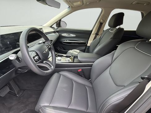Certified 2026 Genesis GV70 2.5T AWD/4WD image 14
