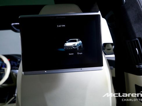 Used 2019 Lamborghini Urus image 29