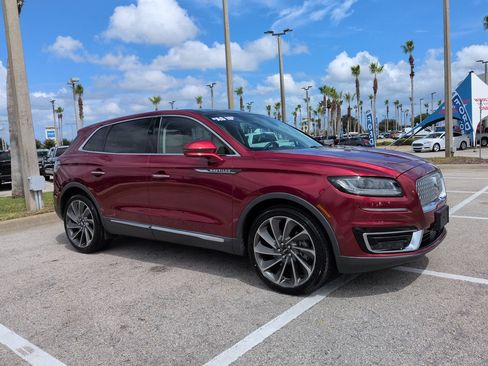 Used 2019 Lincoln Nautilus Reserve w/ Ultimate Package FWD image 2