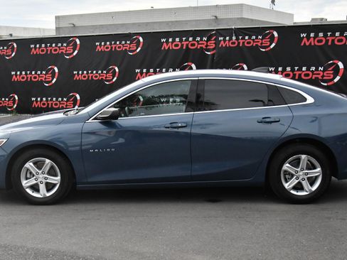 Used 2024 Chevrolet Malibu LS image 4