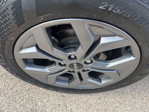 Certified 2024 Kia Seltos S image 43