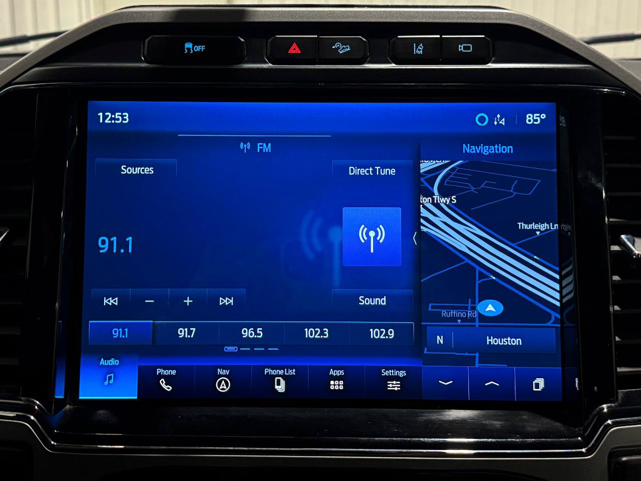 Used 2022 Ford F250 Lariat w/ Lariat Value Package AWD/4WD image 12