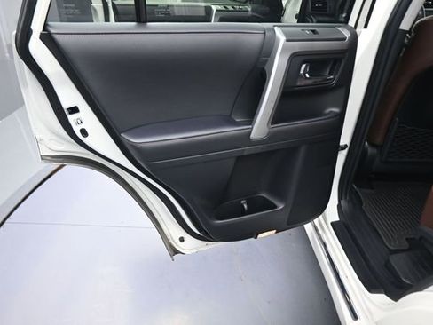 Used 2023 Toyota 4Runner Limited AWD/4WD image 76