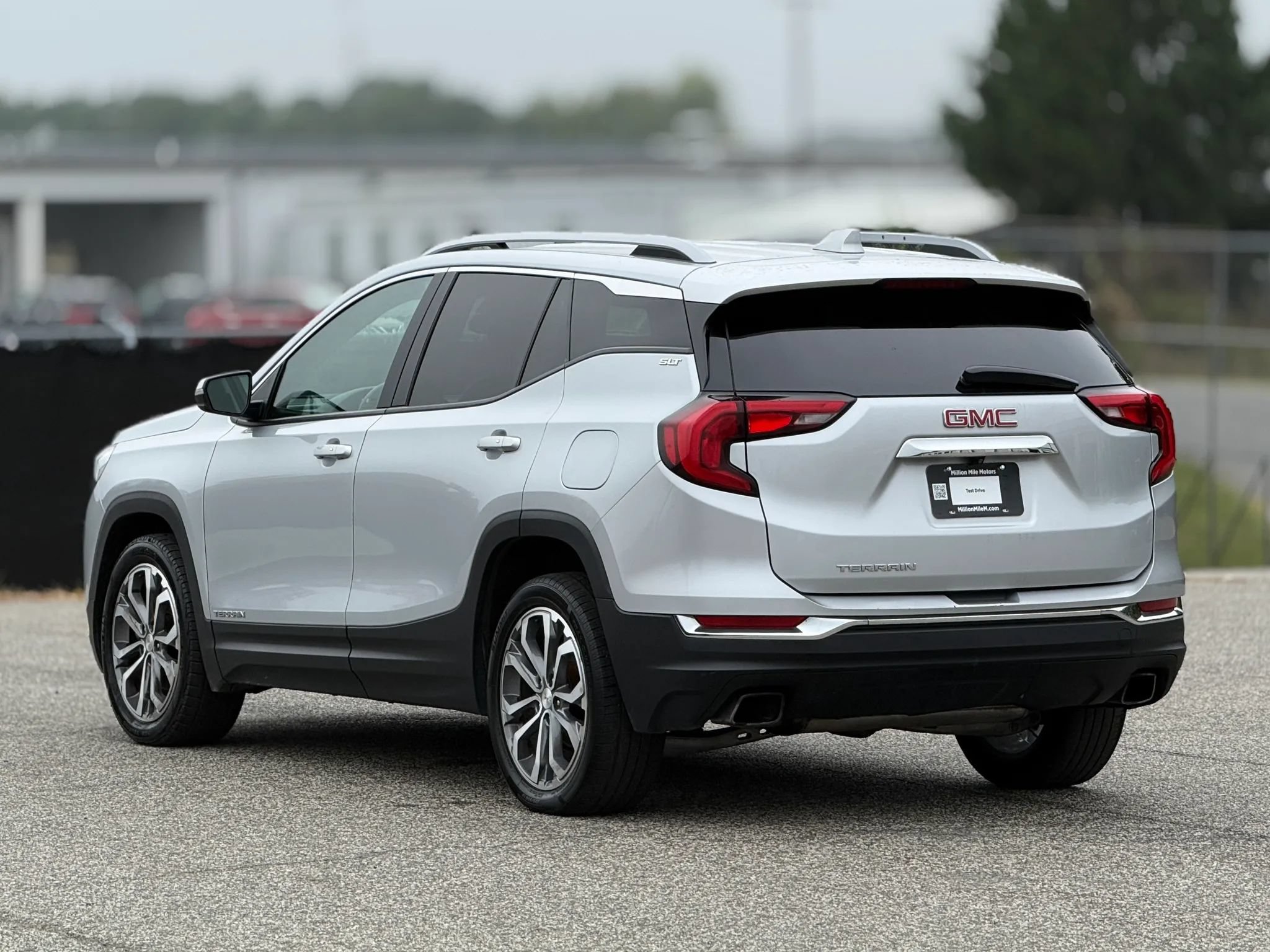 Used 2020 GMC Terrain SLT w/ Preferred Package FWD image 10