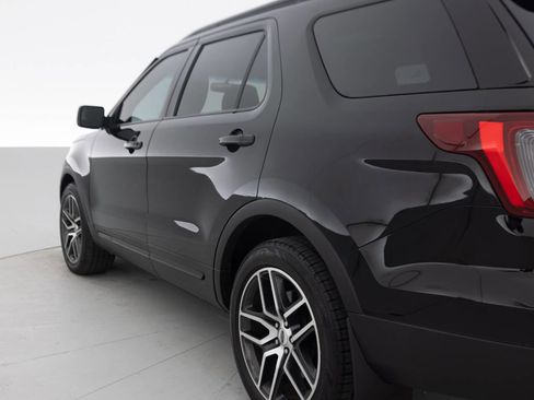 Used 2016 Ford Explorer Sport w/ Equipment Group 401A AWD/4WD image 13