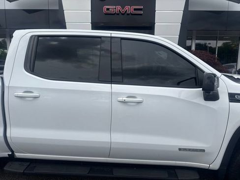 Used 2022 GMC Sierra 1500 Elevation w/ Elevation Premium Package AWD/4WD image 27