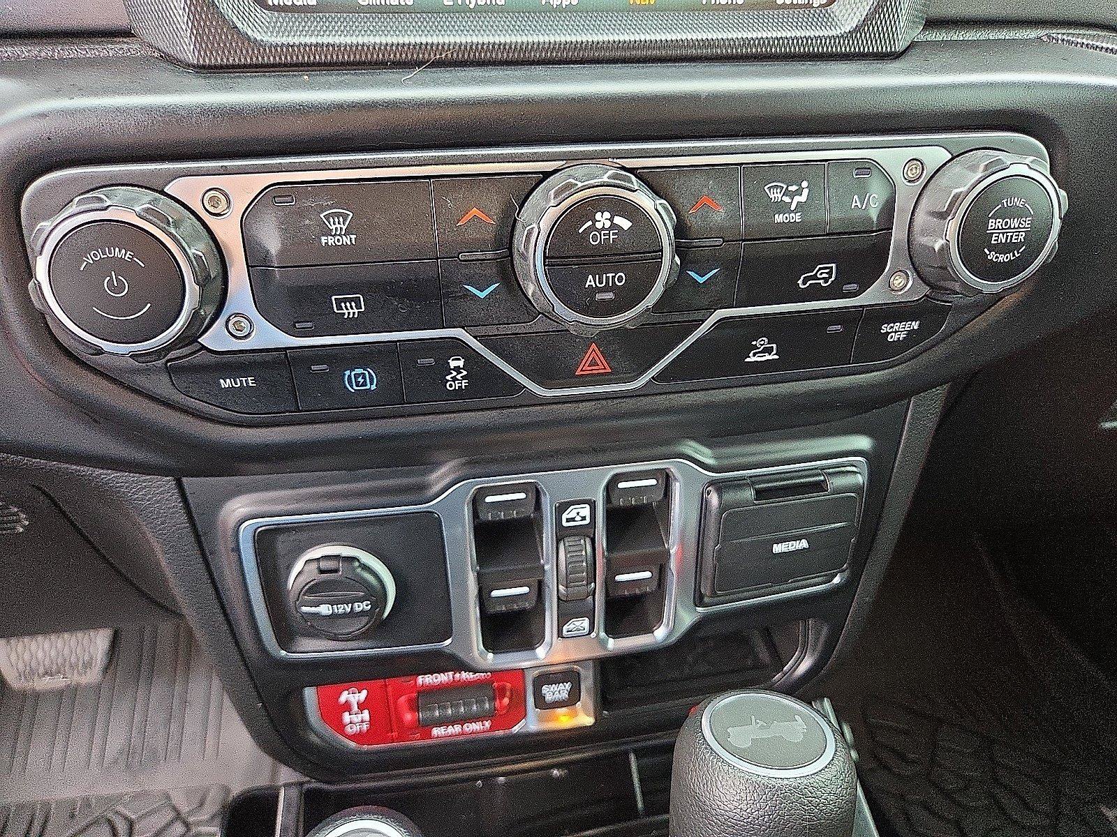 Used 2023 Jeep Wrangler Unlimited Rubicon 4xe AWD/4WD image 25