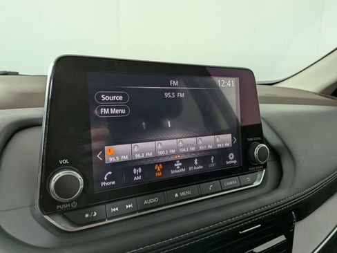 Used 2023 Nissan Rogue SV w/ SV Premium Package AWD/4WD image 20