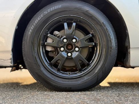 Used 2014 Toyota Prius Three FWD image 30