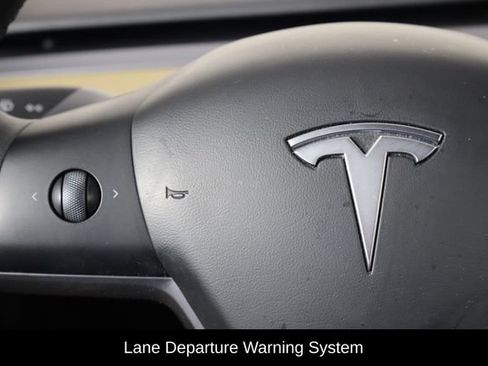 Used 2023 Tesla Model 3 Standard Range RWD image 8