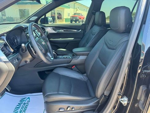 Used 2024 Cadillac XT6 Sport w/ LPO, Floor Liner Package AWD/4WD image 11