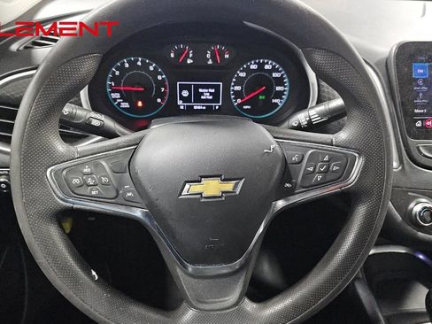Used 2023 Chevrolet Malibu LT image 14