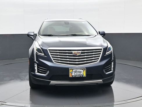 Used 2018 Cadillac XT5 Platinum w/ Driver Assist Package AWD/4WD image 2