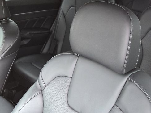 Certified 2023 Kia Sorento SX image 20