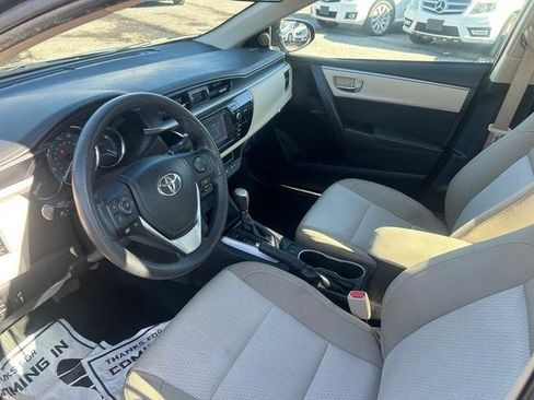 Used 2016 Toyota Corolla LE image 4