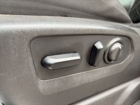 Used 2019 Chevrolet Silverado 1500 LTZ w/ LTZ Plus Package image 9