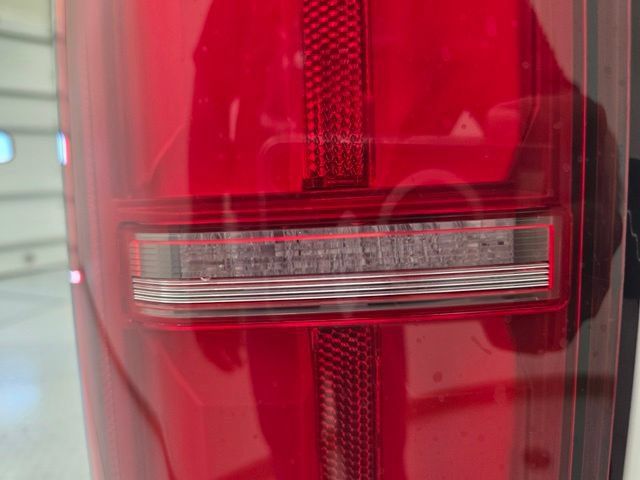 Used 2025 Toyota Camry SE w/ Convenience Package FWD image 38