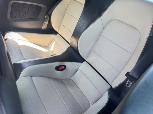 Used 2018 Ford Mustang Premium RWD image 10
