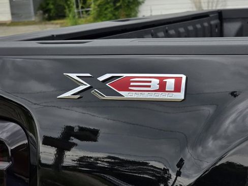 New 2026 GMC Sierra 2500 SLT AWD/4WD image 7