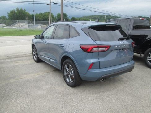 Used 2024 Ford Escape ST-Line w/ Tech Pack #1 AWD/4WD image 5