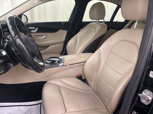 Used 2016 Mercedes-Benz C 300 4MATIC Sedan image 9