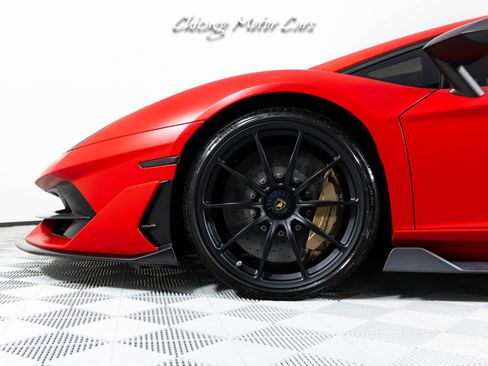 Used 2019 Lamborghini Aventador SVJ AWD/4WD image 4