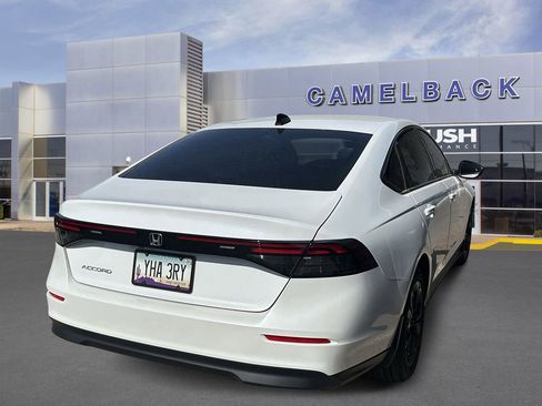 Used 2025 Honda Accord SE image 5