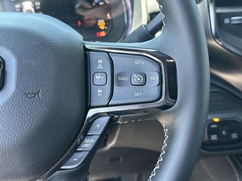 New 2026 RAM 2500 Limited AWD/4WD image 24