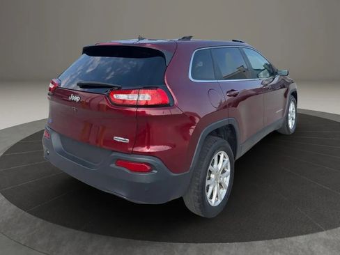 Used 2018 Jeep Cherokee Latitude FWD image 7