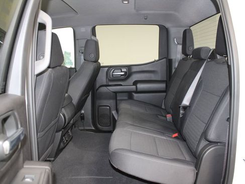 Used 2024 Chevrolet Silverado 1500 Custom image 26