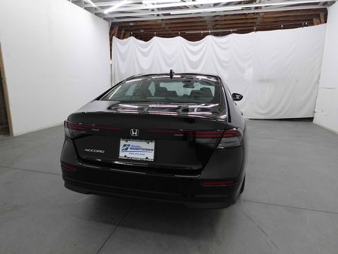 Used 2023 Honda Accord LX image 5