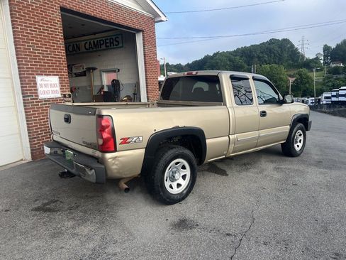 Used 2004 Chevrolet Silverado 1500 4x4 Extended Cab image 3