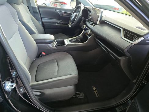 Used 2024 Toyota RAV4 XLE w/ Convenience Package AWD/4WD image 11